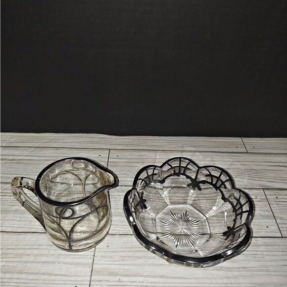 Vintage Clear Glass Silver Overlay Art Nouveau Design Creamer & Sugar Bowl Set - Picture 1 of 8